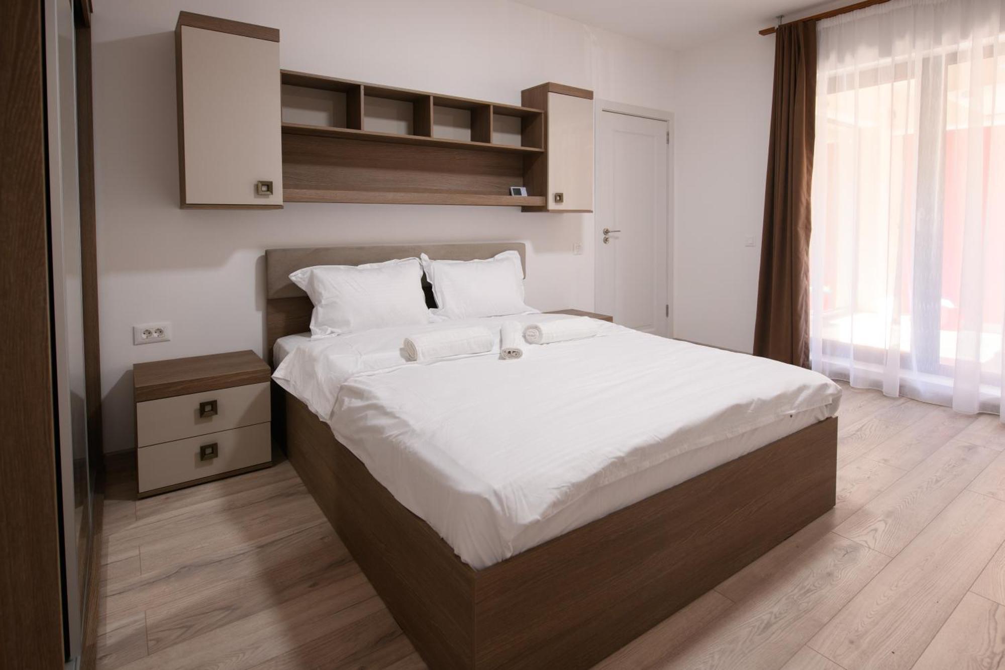Ferienwohnung Smart Living Plaza Bukarest Exterior foto